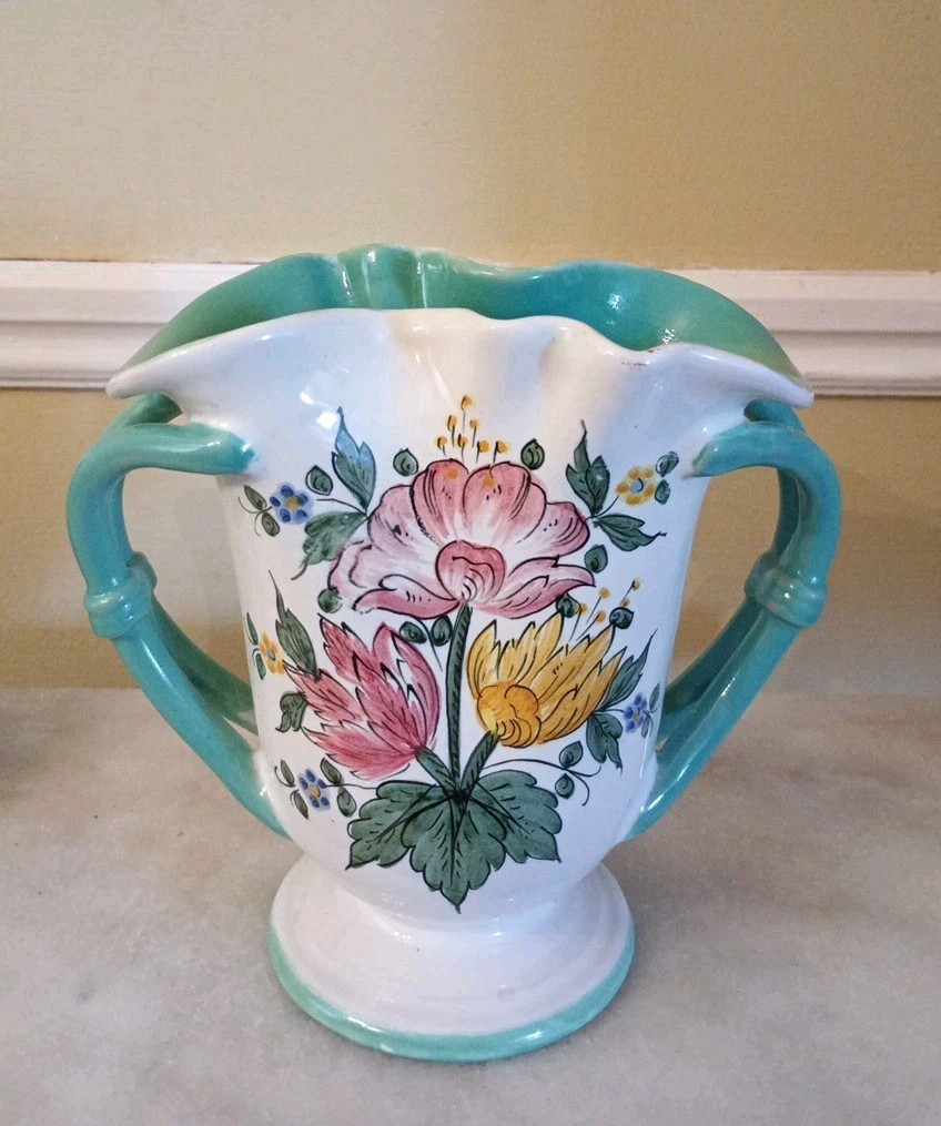 VINTAGE HAND PAINTED ITALIAN VANRO ART POTTERY VASE Approx 6.5″ Tall Double Hand