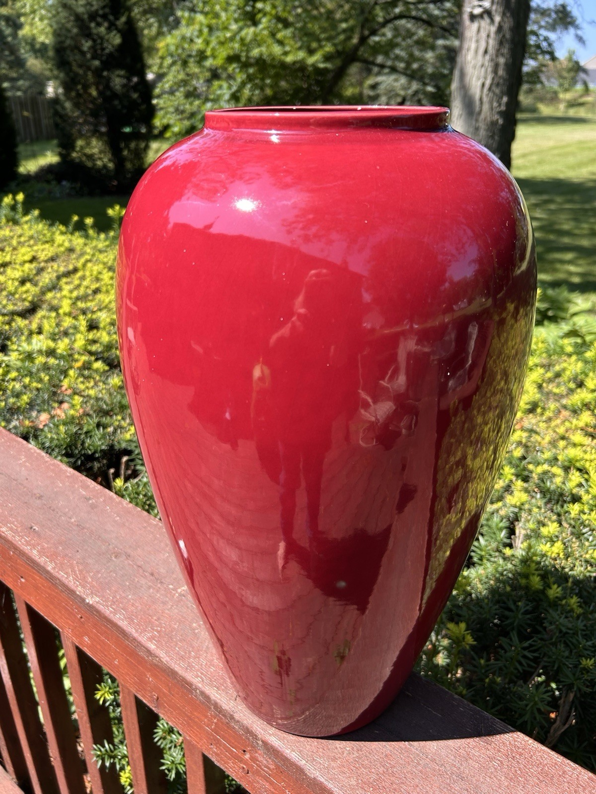 Haeger 4300 Burgundy Red 18” Vase 1985 Beautiful Rare Color Large