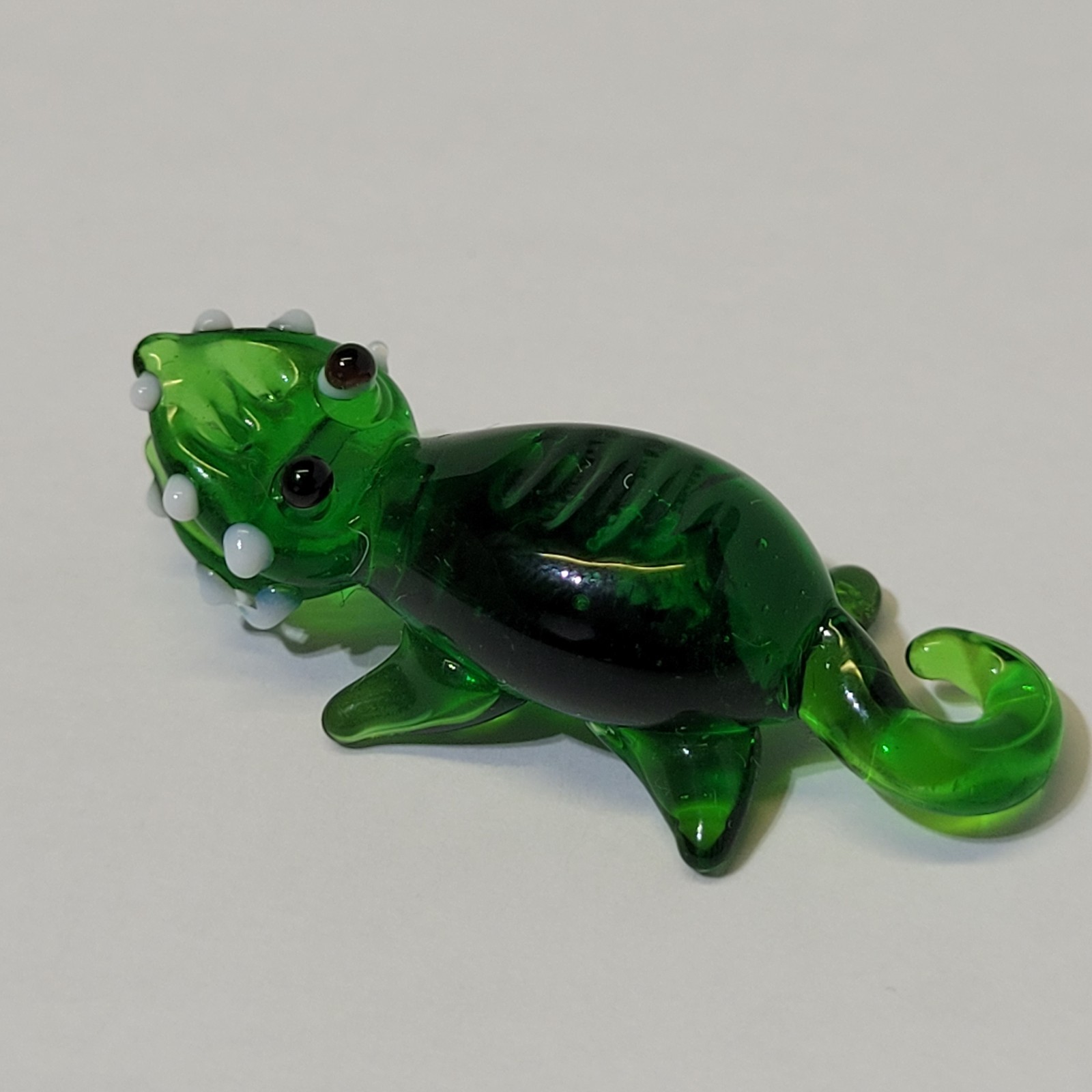 Art Glass Alligator Figurine Mini 2cm Green White Hand Blown