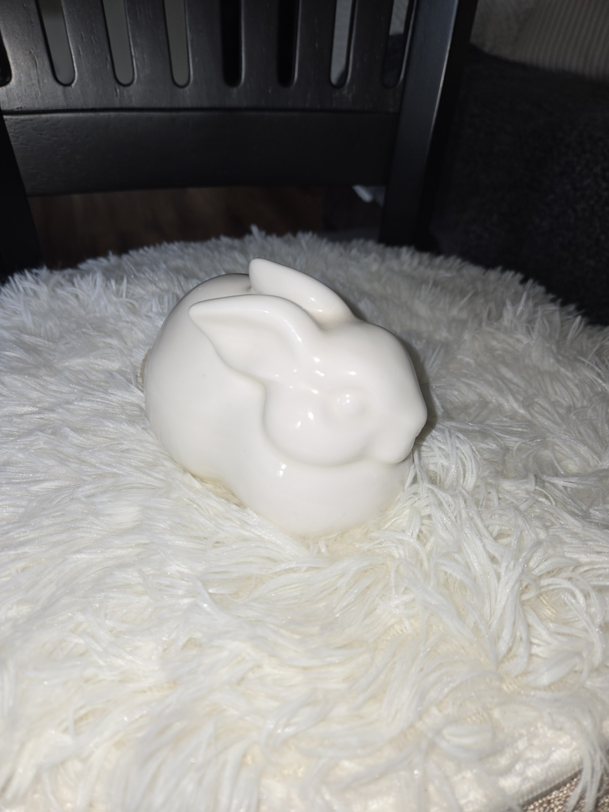 Vintage Milk Glass Bunny Rabbit Japan