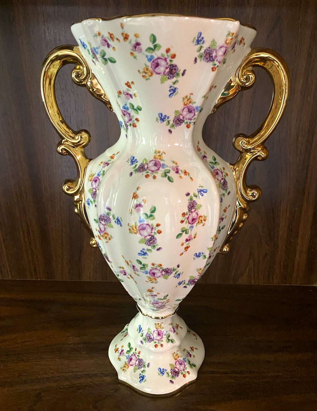 Icos Hand Painted Ceramic Floral Vase White/Gold Glossy, Made in Italy