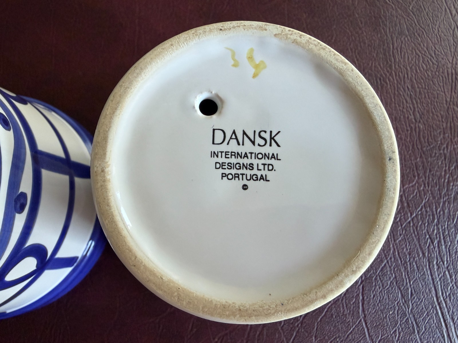 Dansk Int’l Grand Millenial Arabesque Flower Pots Blue & White Set of 2