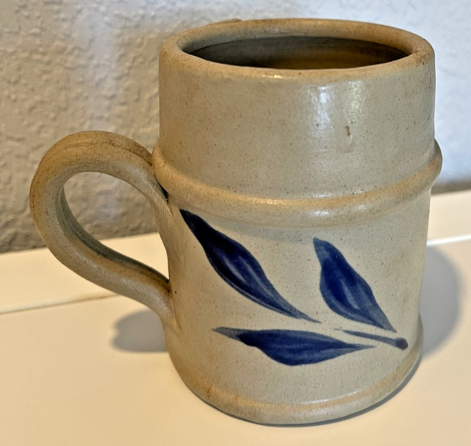 Vintage Williamsburg Pottery 1992 Salt Glaze Cobalt Blue Leaf Mug Cup