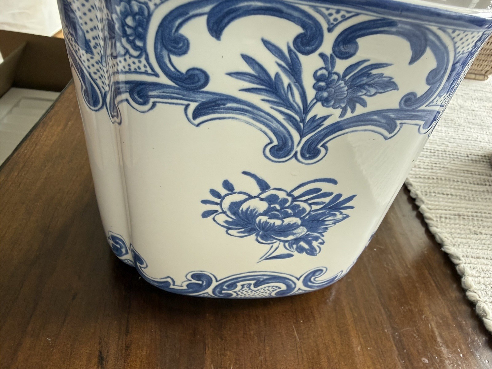 Vtg TIFFANY & CO DELFT Cachepot Planter