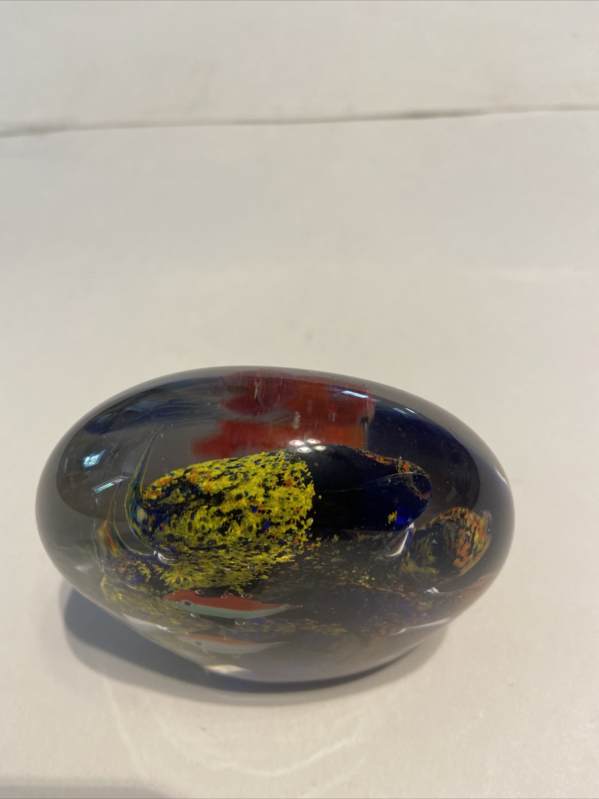VTG Paperweight Glass Ocean Fish Water Colorful Nautical