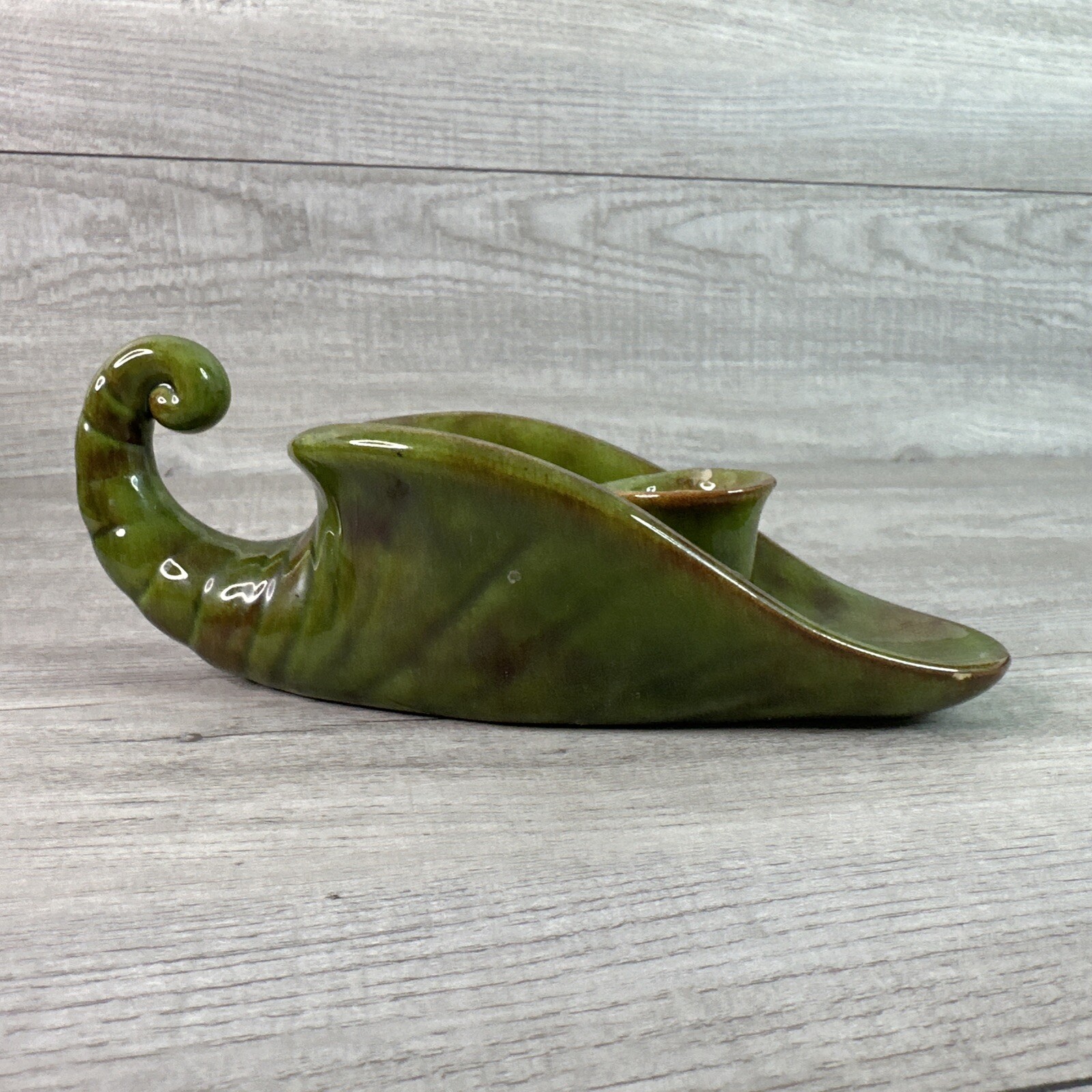 Vintage Unbranded Cornucopia Horn Candle Holder Green & Brown