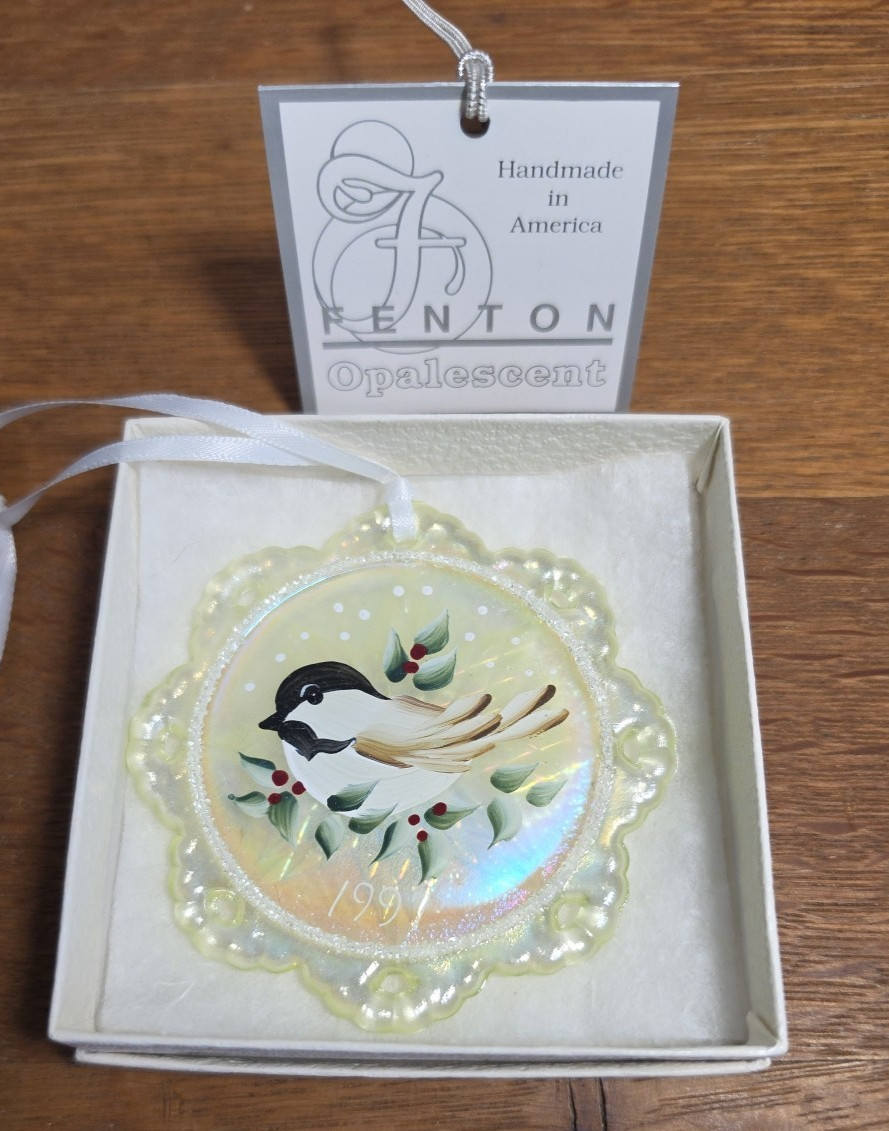 Fenton Hand Painted Vaseline Uranium Opalescent 1997 Bird Ornament