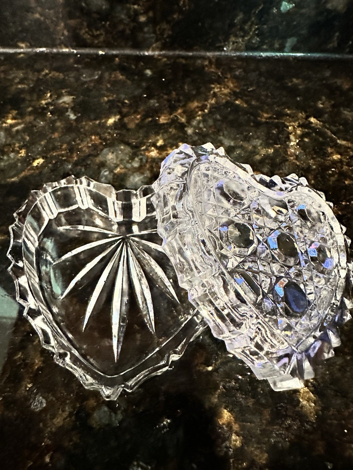 Clear Glass Heart-Shaped Lidded Decorative Trinket Box 2.3/4 wide by 1 in high