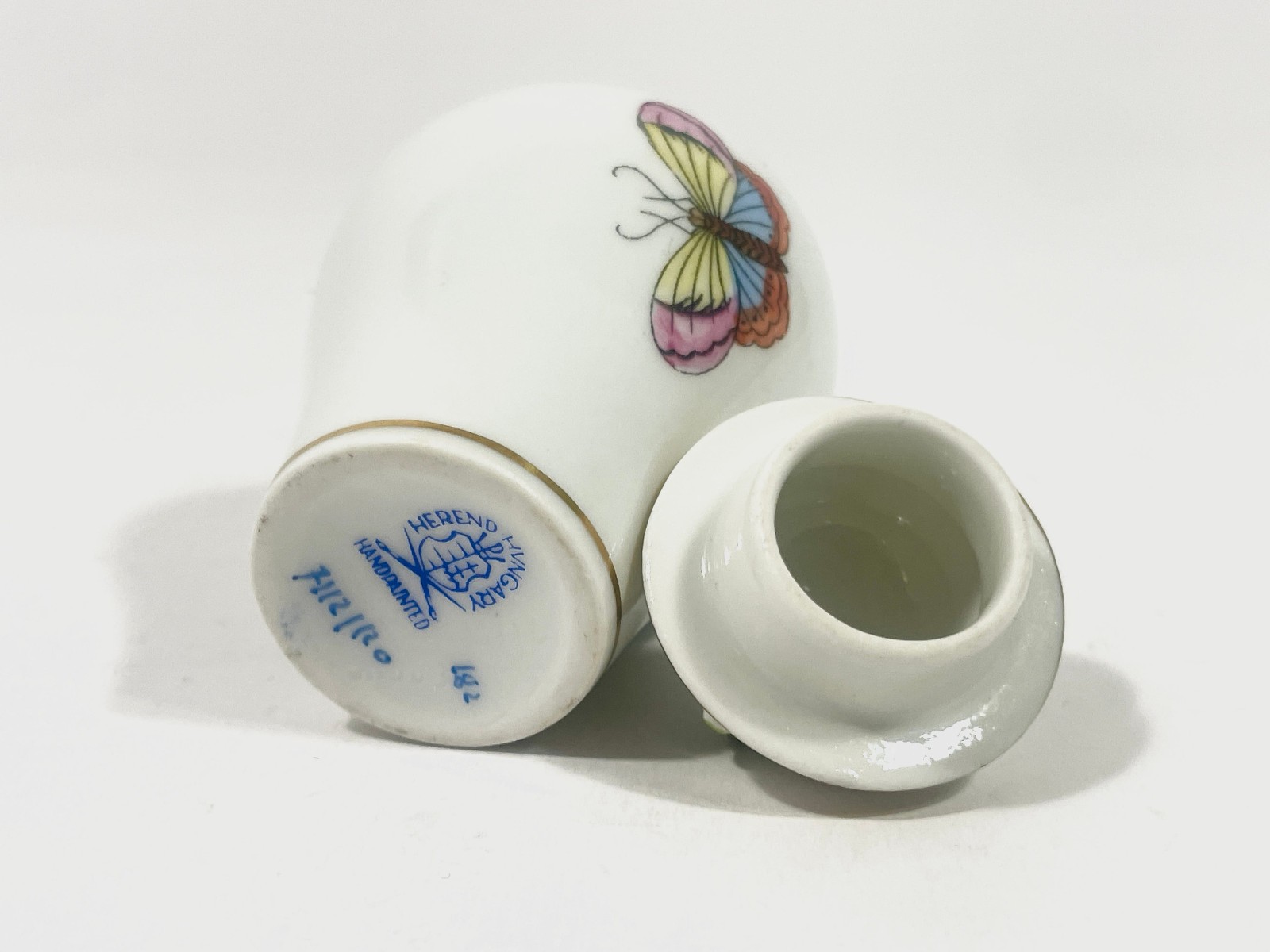 Herend Rothschild Bird 7112 Small Urn
