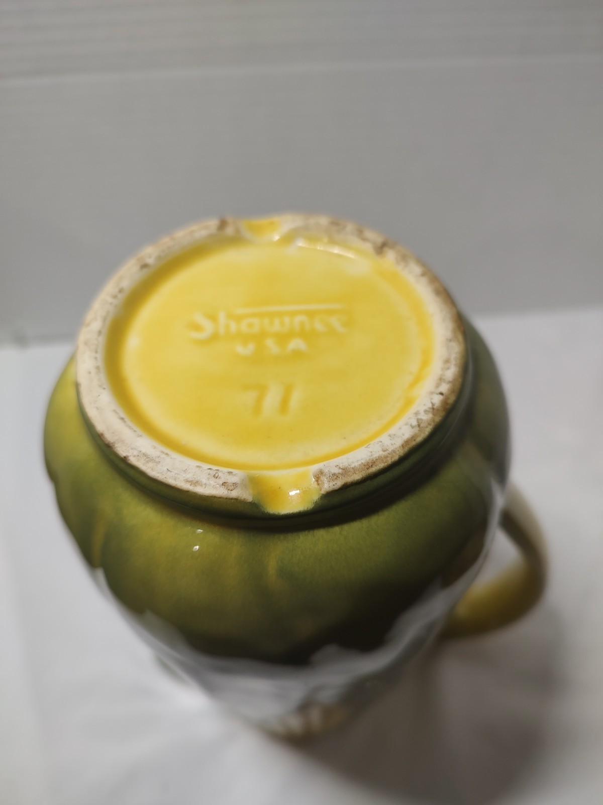 VTG Shawnee Corn King Pottery #77- 40 oz Pitcher – 8 1/4 inches tall