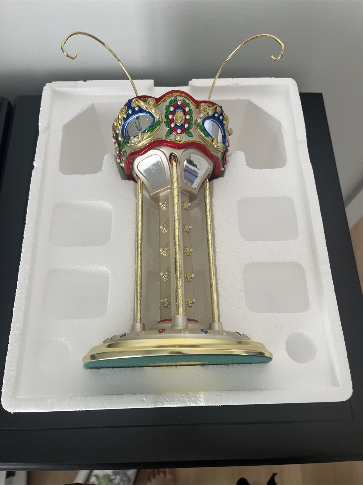 RARE Waterford Holiday Heirlooms Carousel Ornament Stand #121627 Display Holder