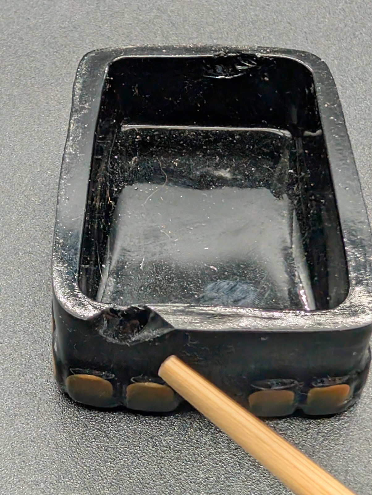 Fenton Elephant Trinket Box BLACK Glass Floral Signed A. Farley CHIPS – 2005
