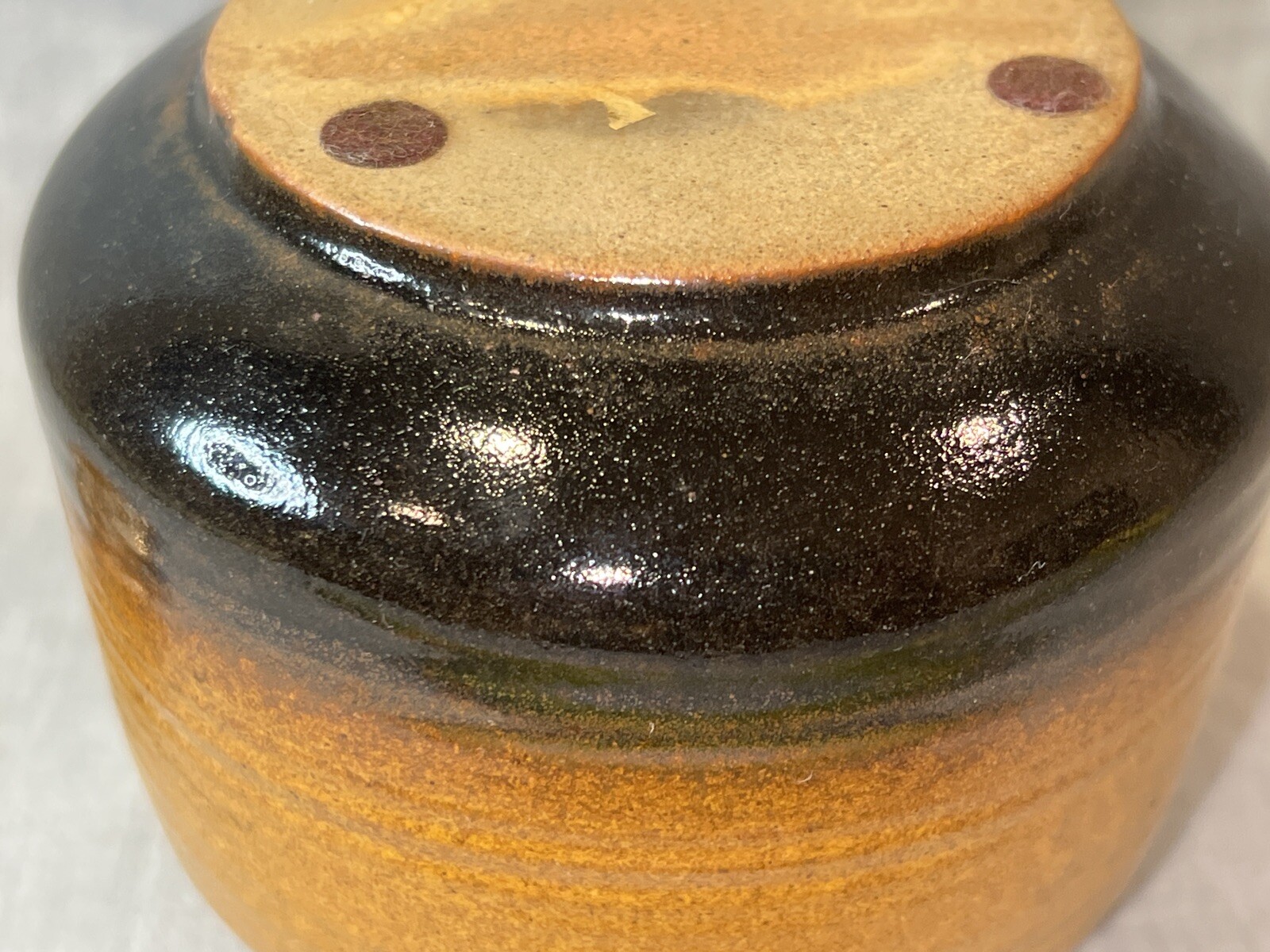 RARE VINTAGE MID CENTURY PIC P/C USA POTTERY BUD VASE WITH DECORATIVE LID
