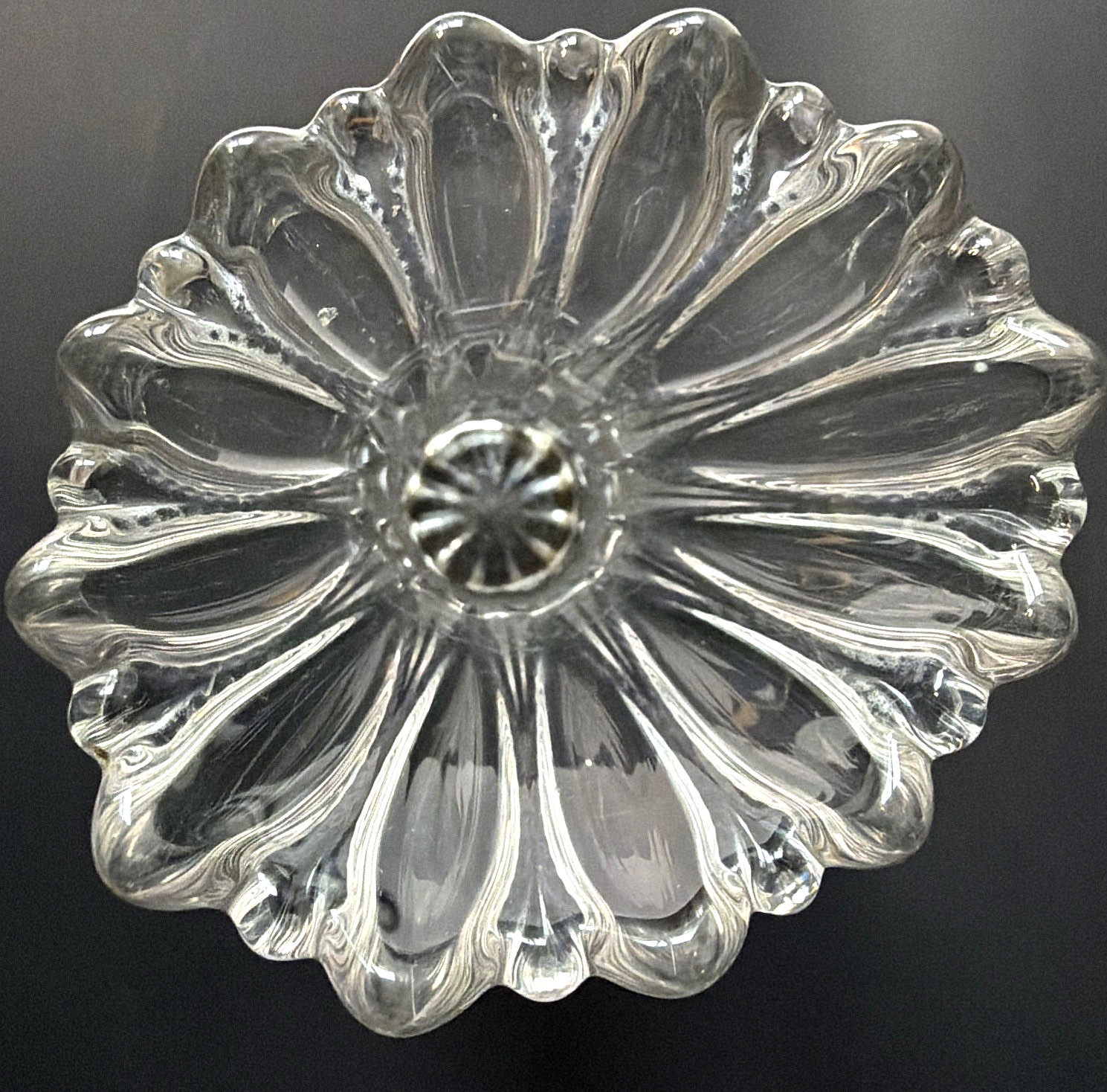Vintage Clear Swung Glass Vase Ribbed Pineapple Base Scalloped Rim MCM 12″