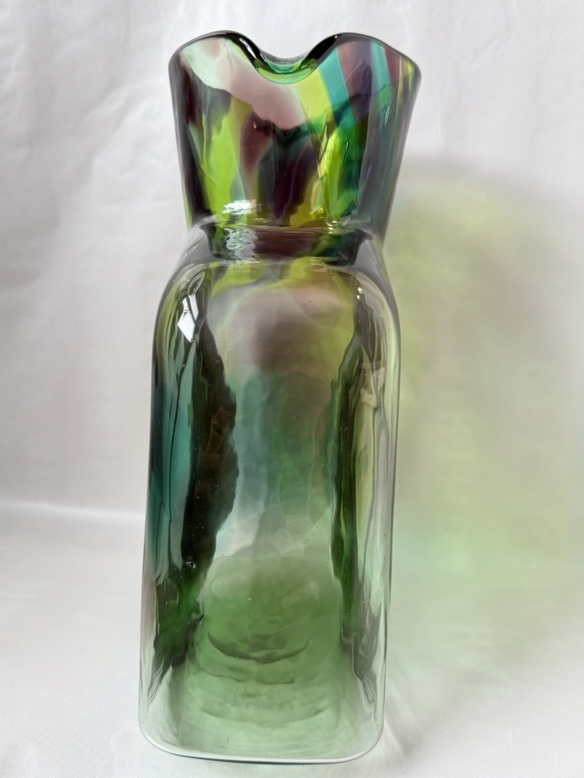 Ultra-Rare Blenko 2024 Borealis Water Bottle Model 384 – #59 /60