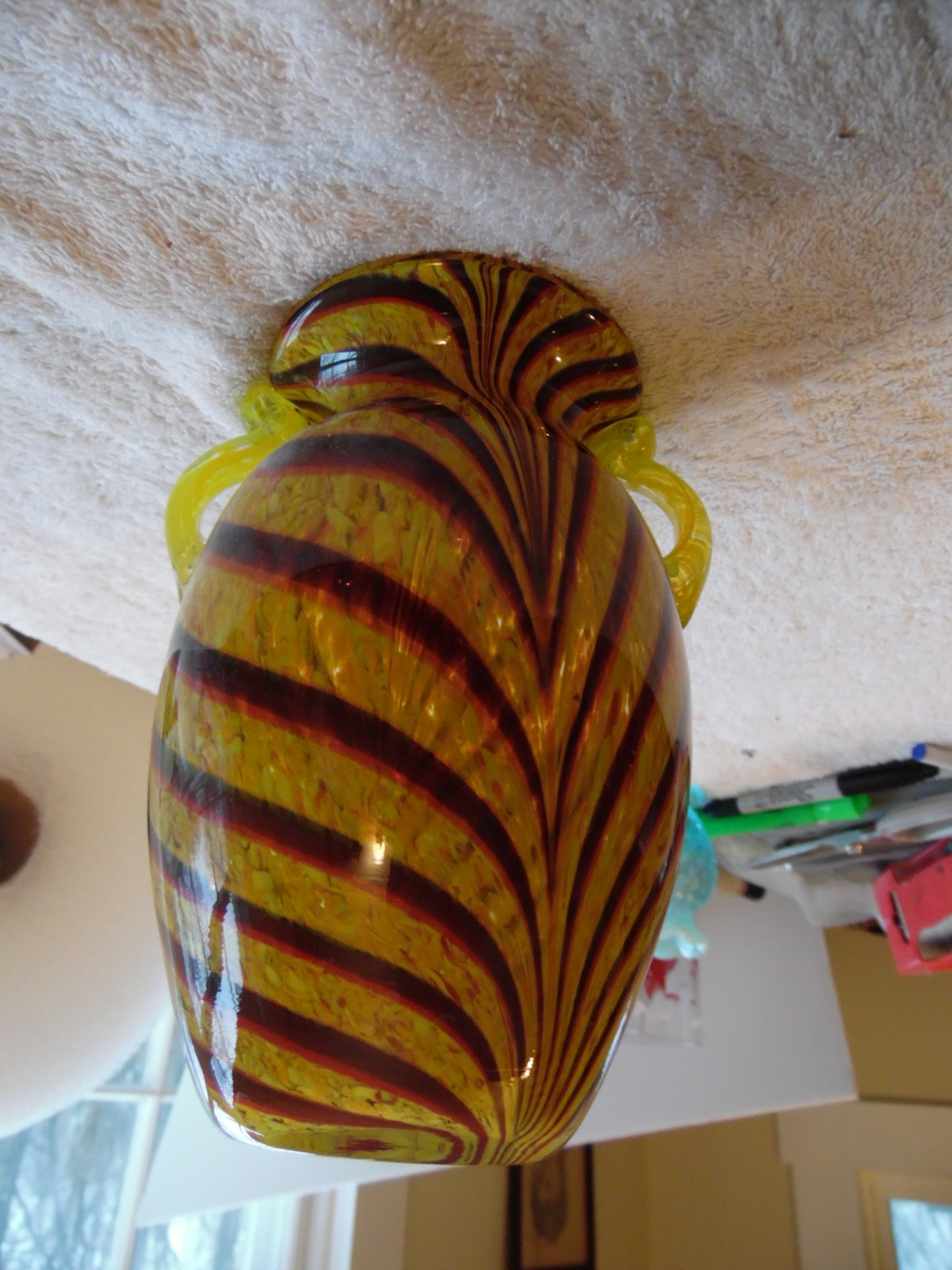 Vtg Art Glass Murano, Tiger Stripe, Urn, Swirl, Feather, Vase 7 1/4″ Inches Tall