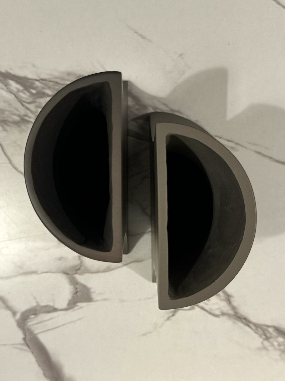 MOMA MUSEUM OF MODERN ART STUART HARVEY LEE “DEMI VASES” SET OF 2