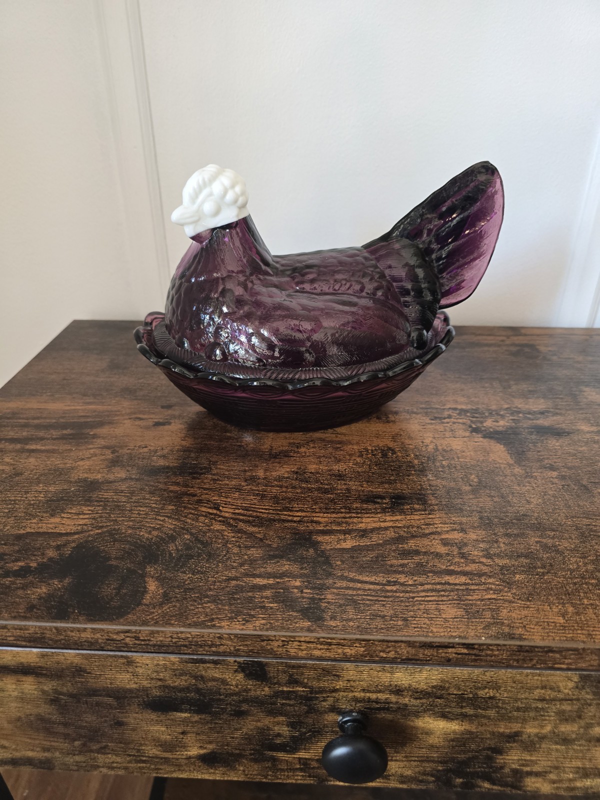Large FENTON Purple Amethyst Hen on Nest White Head