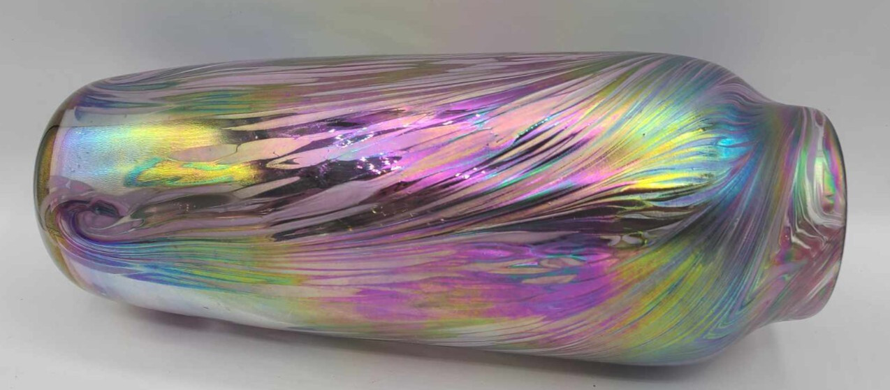 11″ Vintage Signed Hand Blown Art Glass Iridescent Vase Nuance of New Orleans
