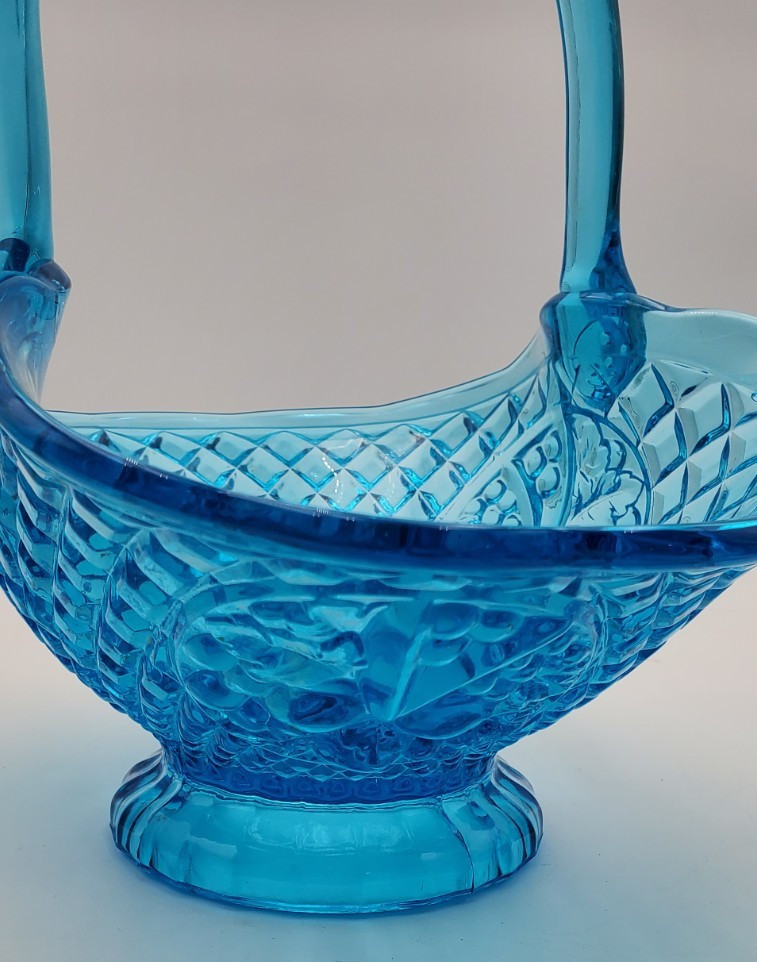 VTG Indiana Glass Horizon Blue Canterbury Fruit Basket