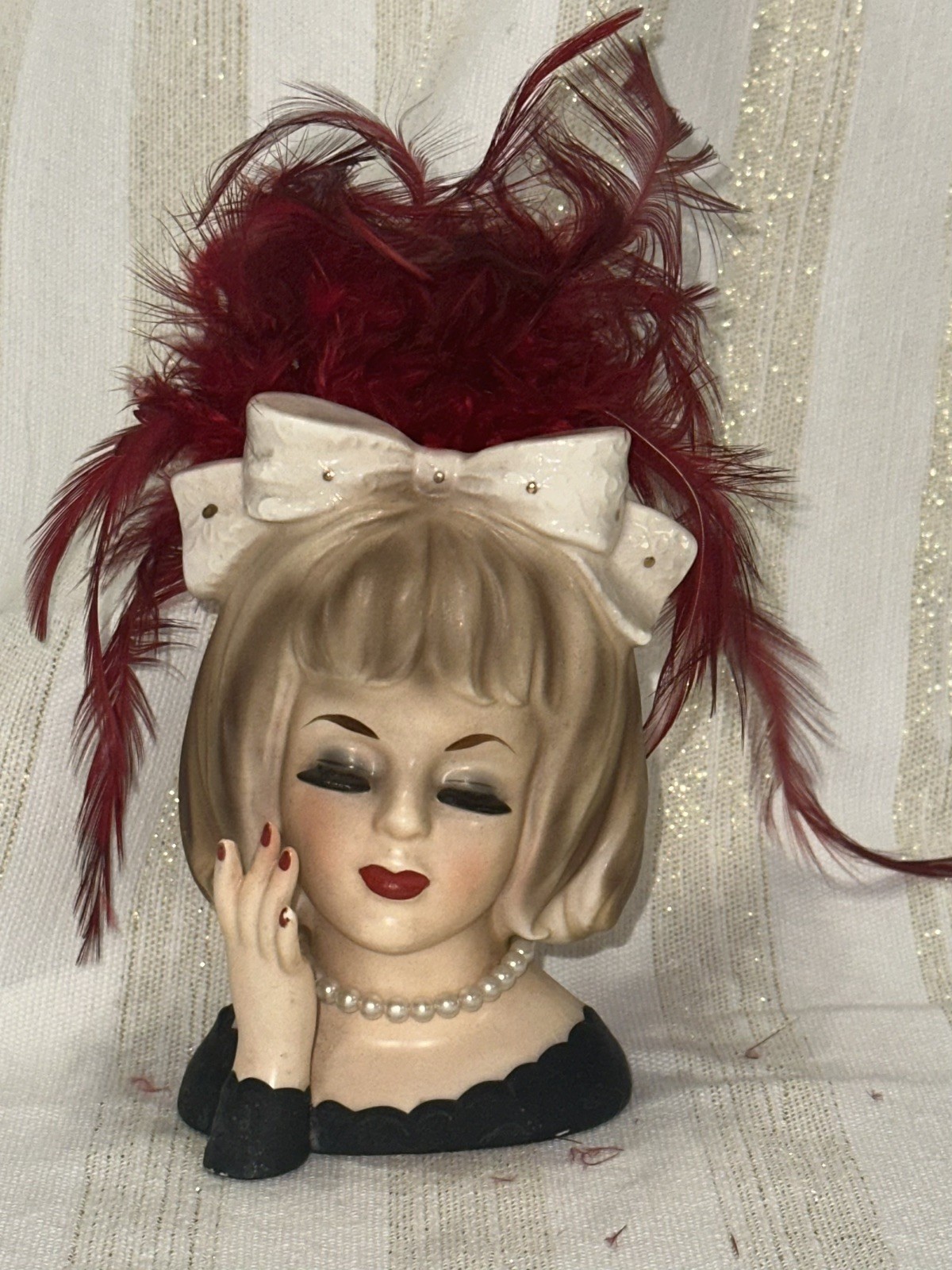 Adorable Vintage Lady Head Vase Inarco E2805 Polka Dot Bow Hand to Face