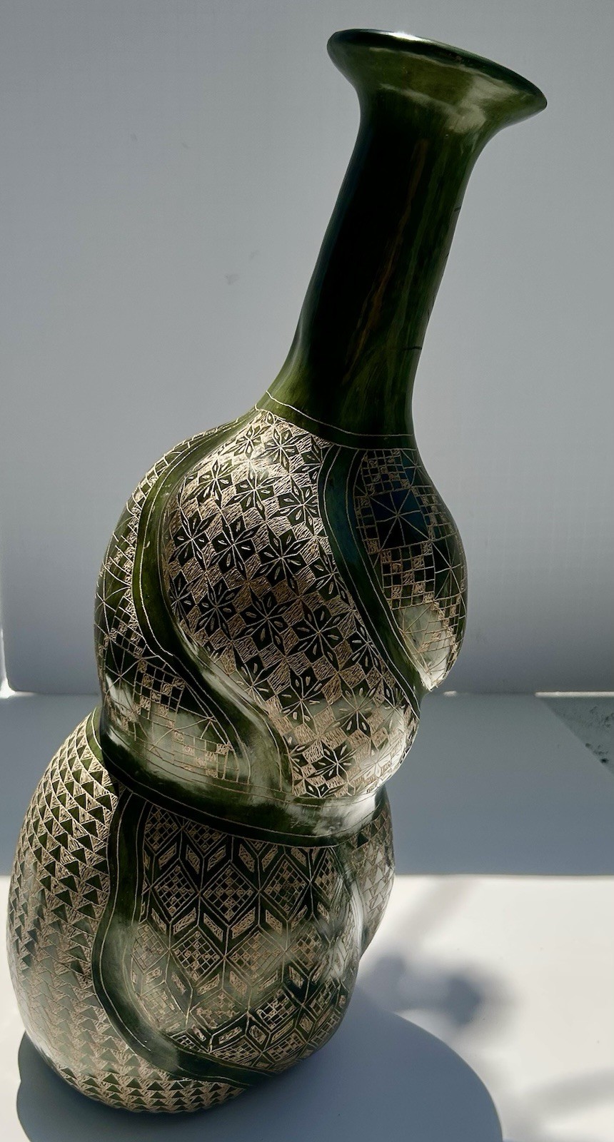 Hand Carved Nicaraguan Folk Art Pottery Vase Twisted Double Gourd 16.5” Signed