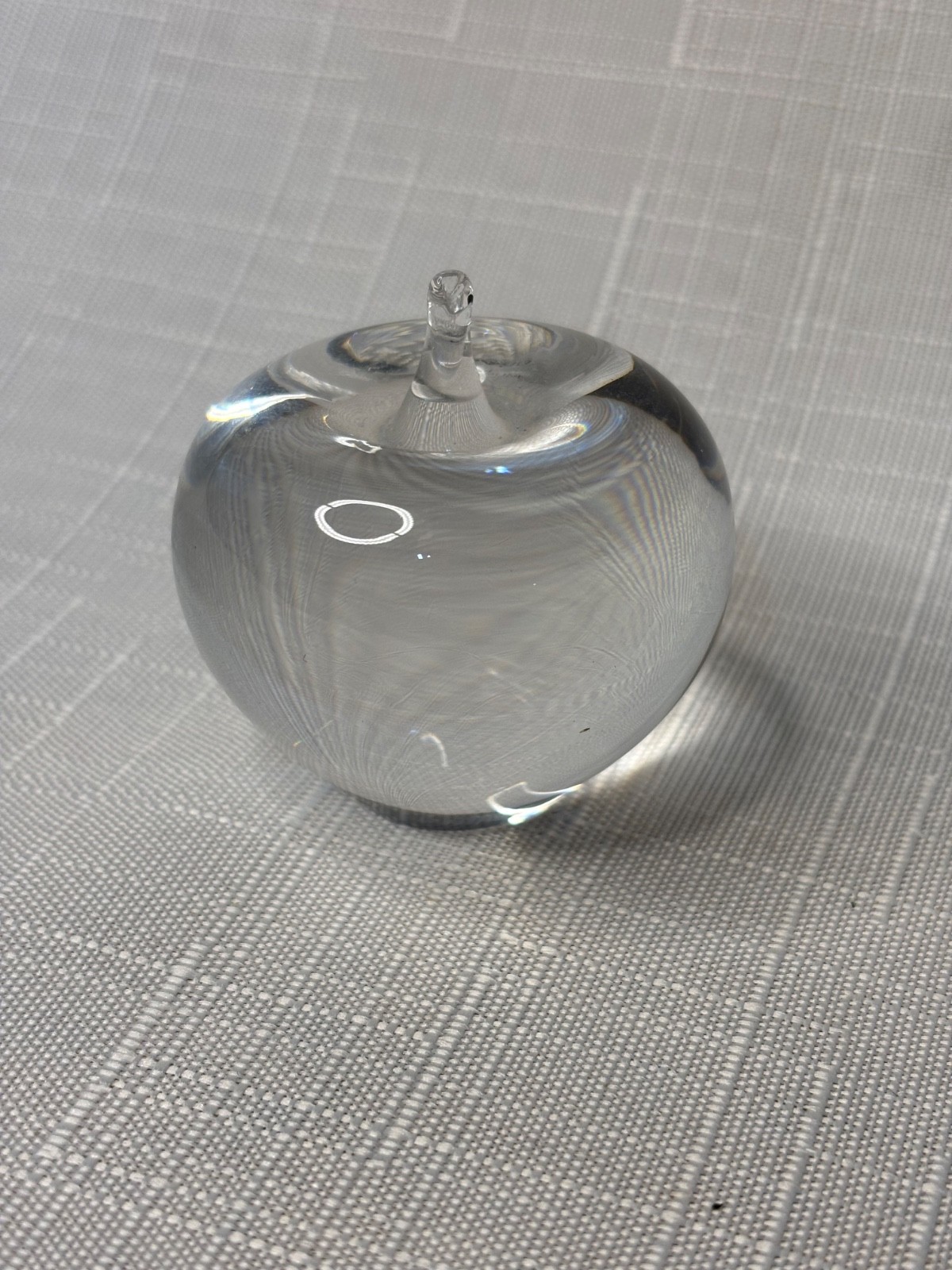 Apple Clear Crystal Glass Decorative Paperweight Figurine 2.25″ Made in Brazil