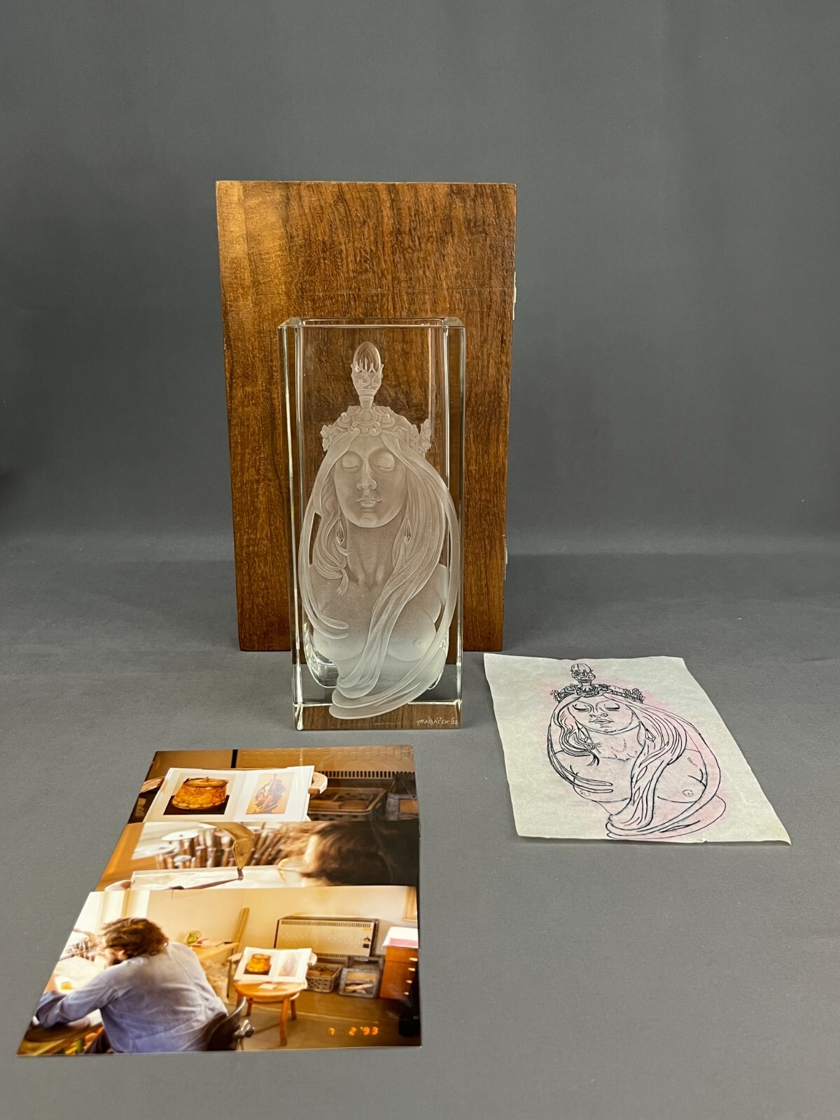 Ševčík Hand-Cut Bohemian Crystal Art Nouveau La Nature Etched Vase c. 1993