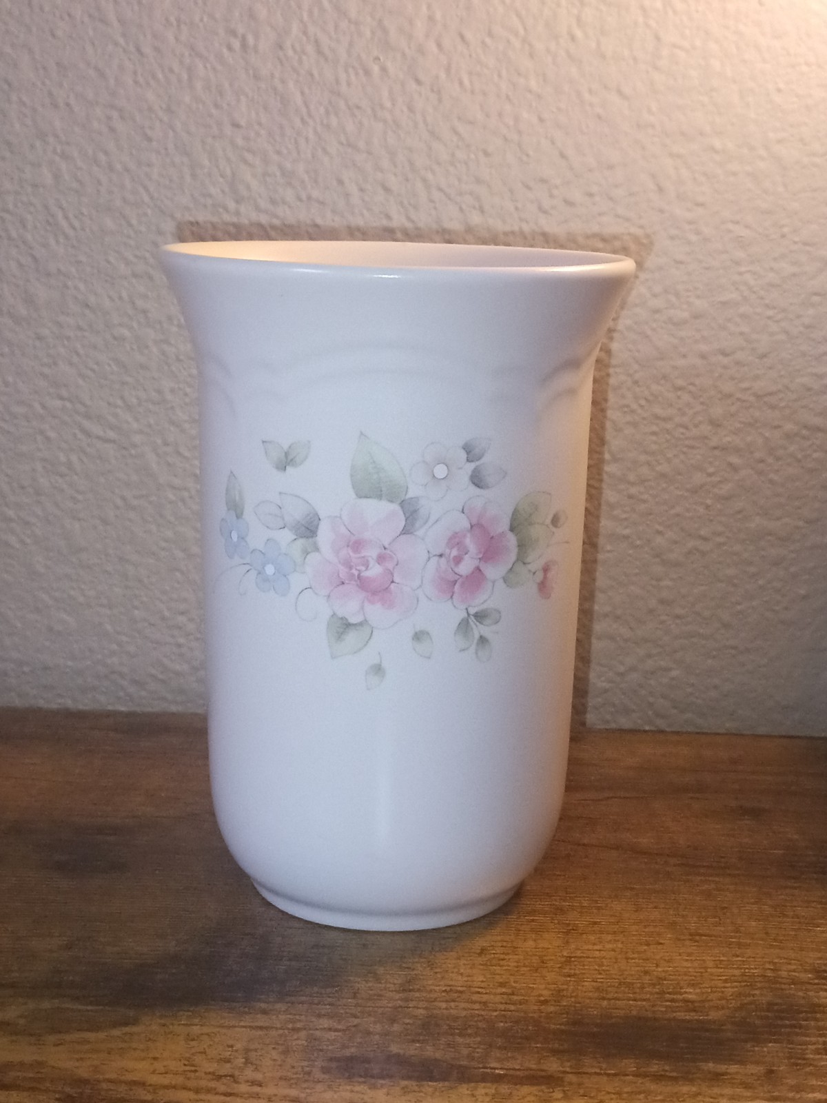 Pfaltzgraff Tea Rose Flower Vase Utensil Holder Ceramic Made In USA 6.5″ Tall