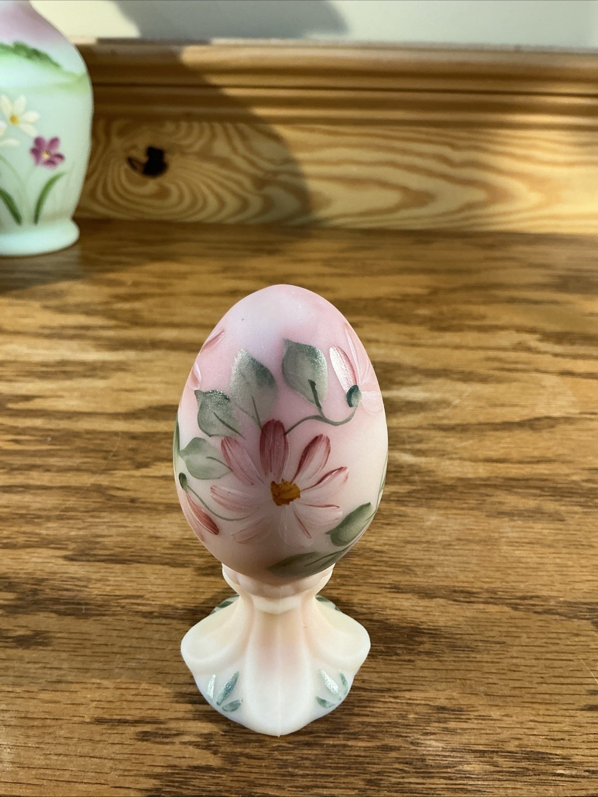 Fenton Glass Burmese Egg on Stand Pink Limited Edition 1600/3000 by D Fredrick