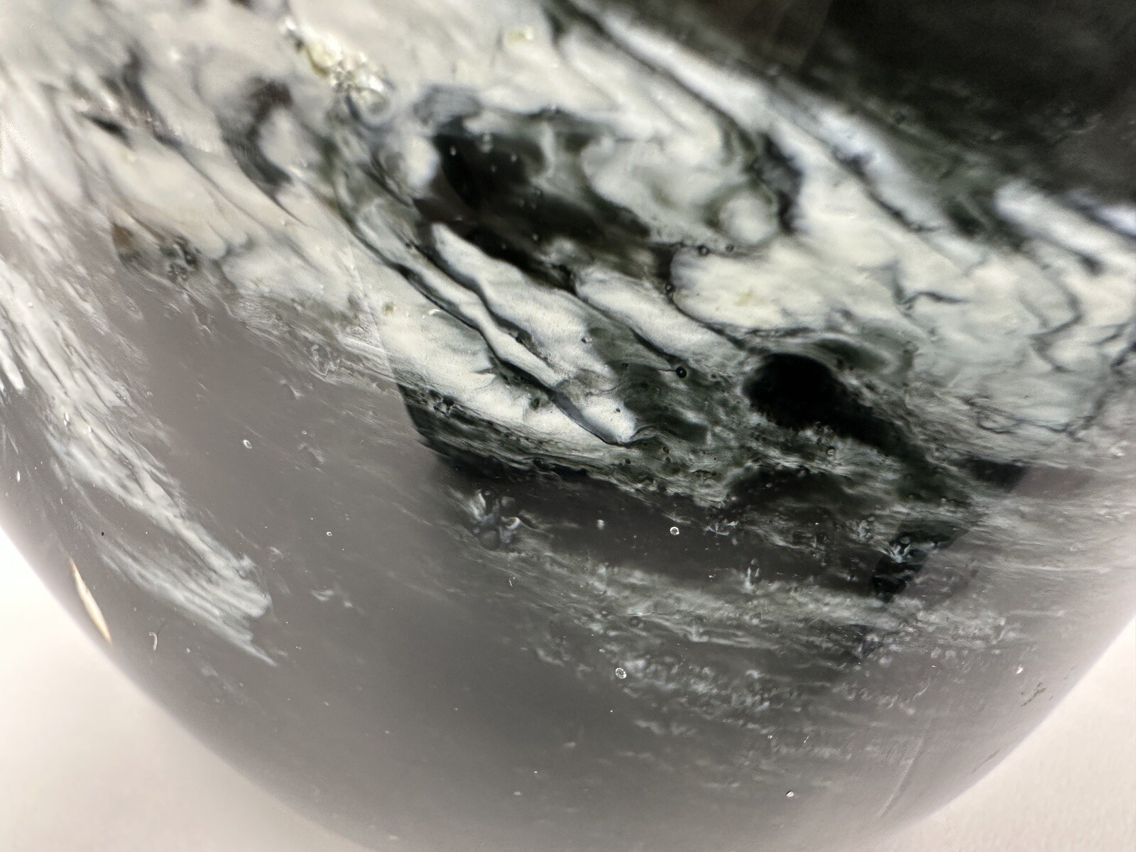 Art Glass Bird Dove Figurine Paperweight Black/Grey/White 1lb 4oz Decoration
