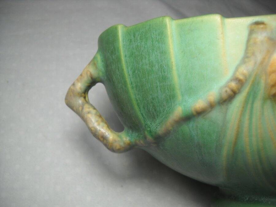 1935 Roseville Pinecone Handled Oval Green 9.5″ Bowl #279 No Chips or Cracks