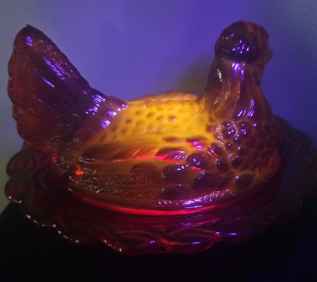 Mosser Ruby Red Hen on Nest-UV Reactive Cadiuim Glow Split Tail 6 1/2 inches