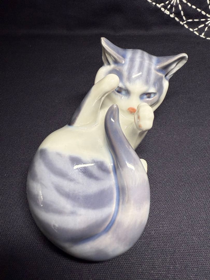 Royal Copenhagen Cat Elegant Graceful Formal Luxury Denmark Figurine Japan