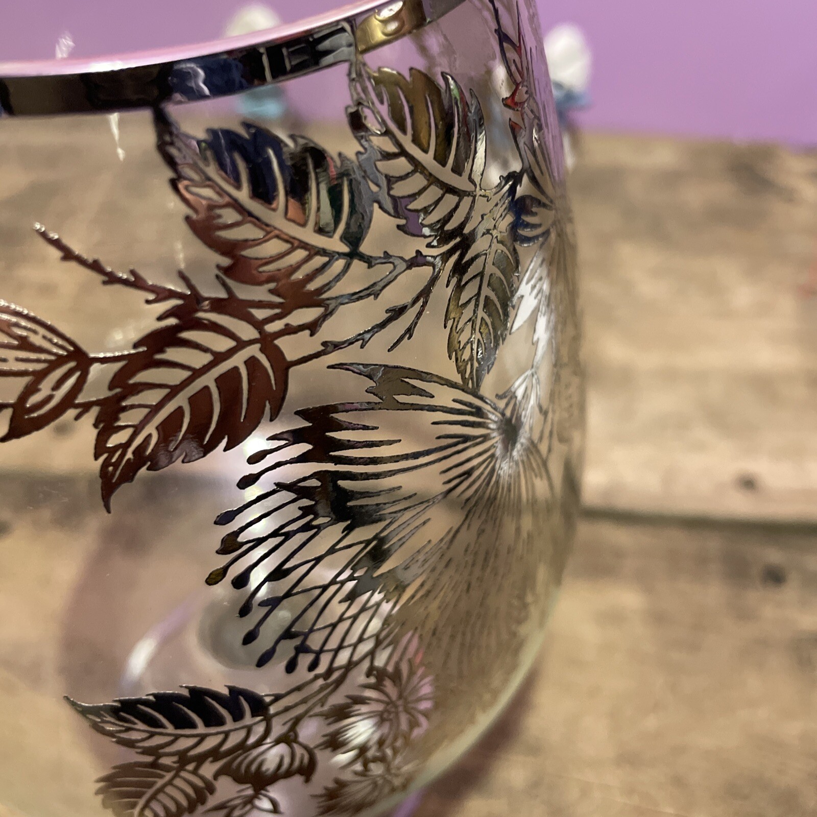 mid 20th century Silver City Glass Company Springtime Pattern Vase Decorative