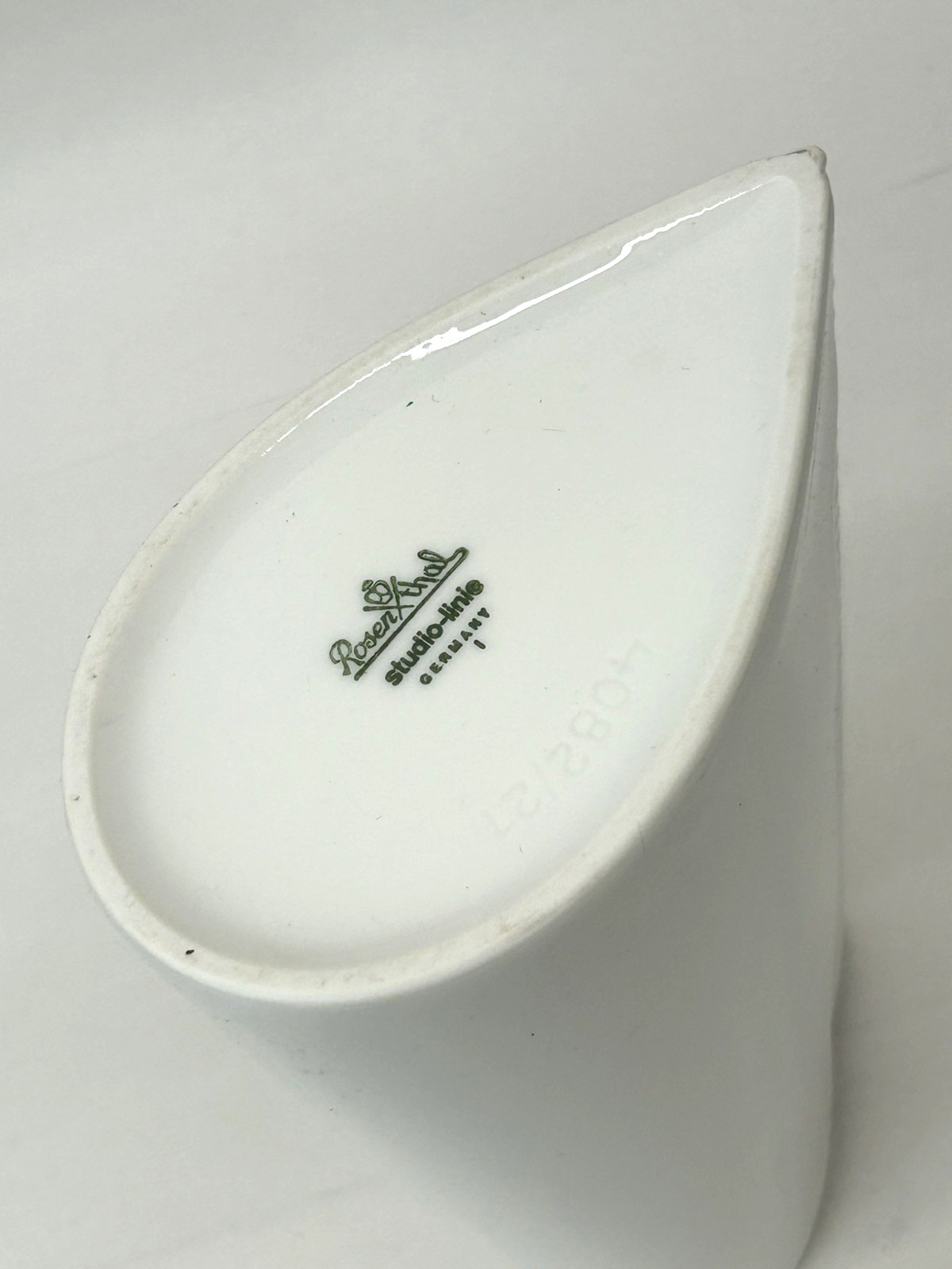 Rosenthal Studio-Line Vase Uta Feyl Design Model 4082/13 White 9″