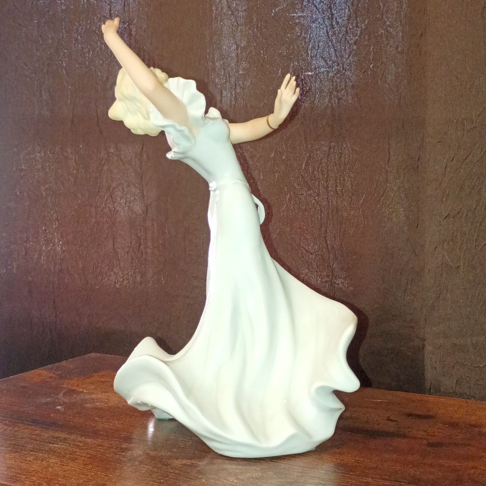 Wallendorf Porcelain Dancing Woman Figurine White Art Pottery Germany