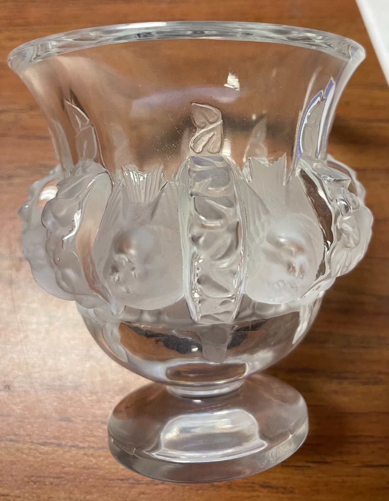 Lalique France Dampierre Crystal Vase Frosted Sparrows and Vine Design Signed 5″