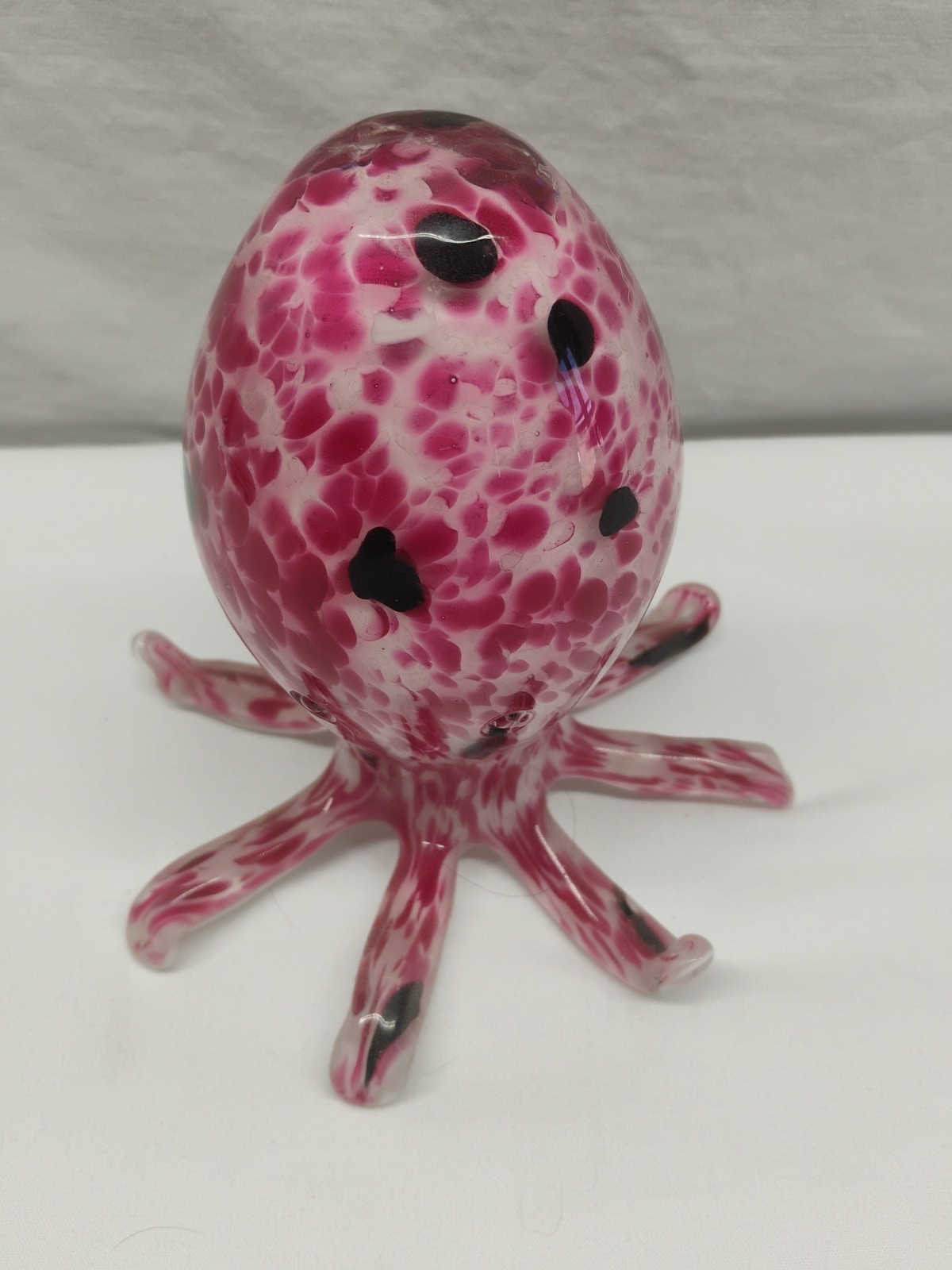 Glass Octopus Pink Speckled Paper Weight Decor Piece 6″ tall x 6.25″ wide