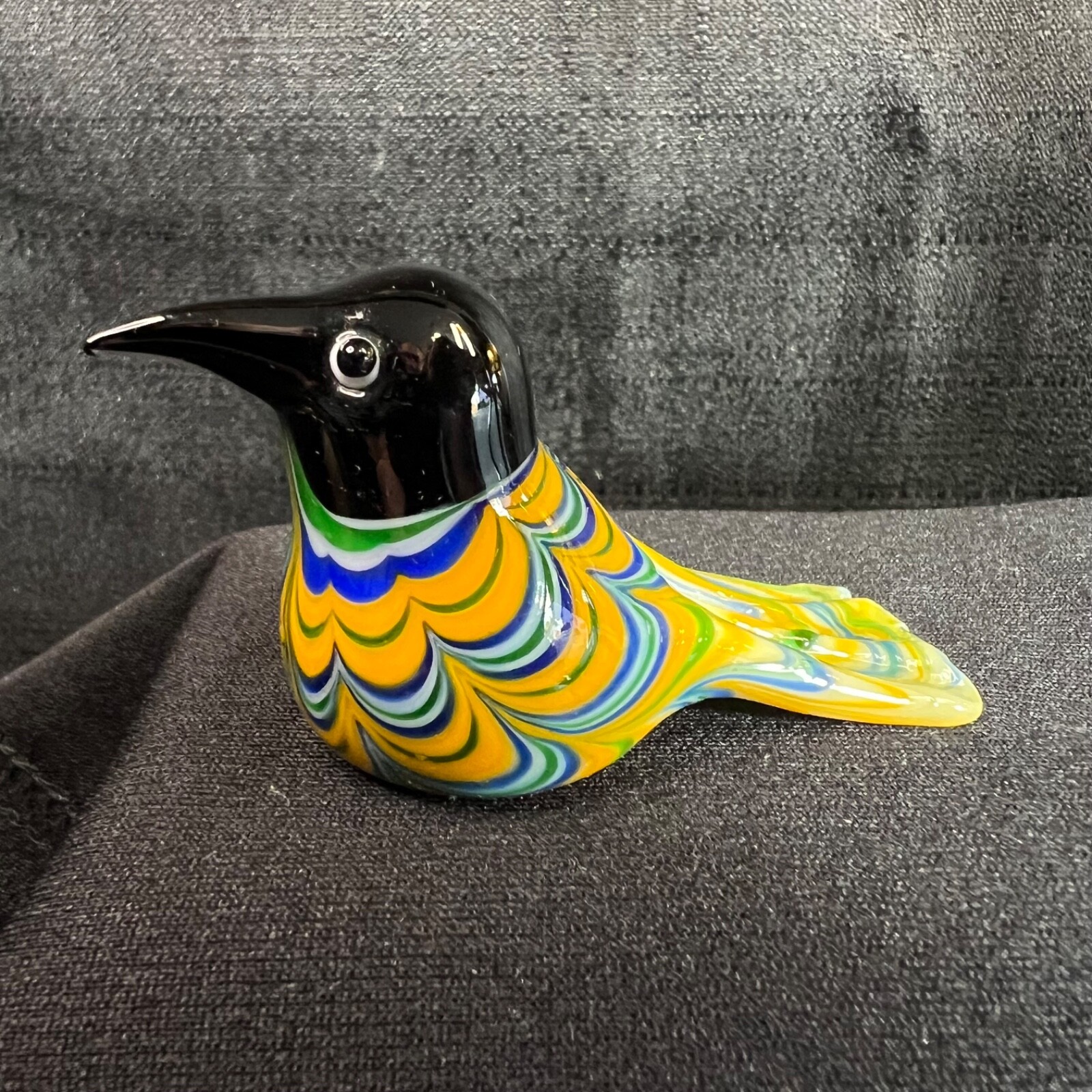 Vintage Blown Glass Multicolor Swirl BIRD Figurine, 2 7/8″L x 1 1/2″T