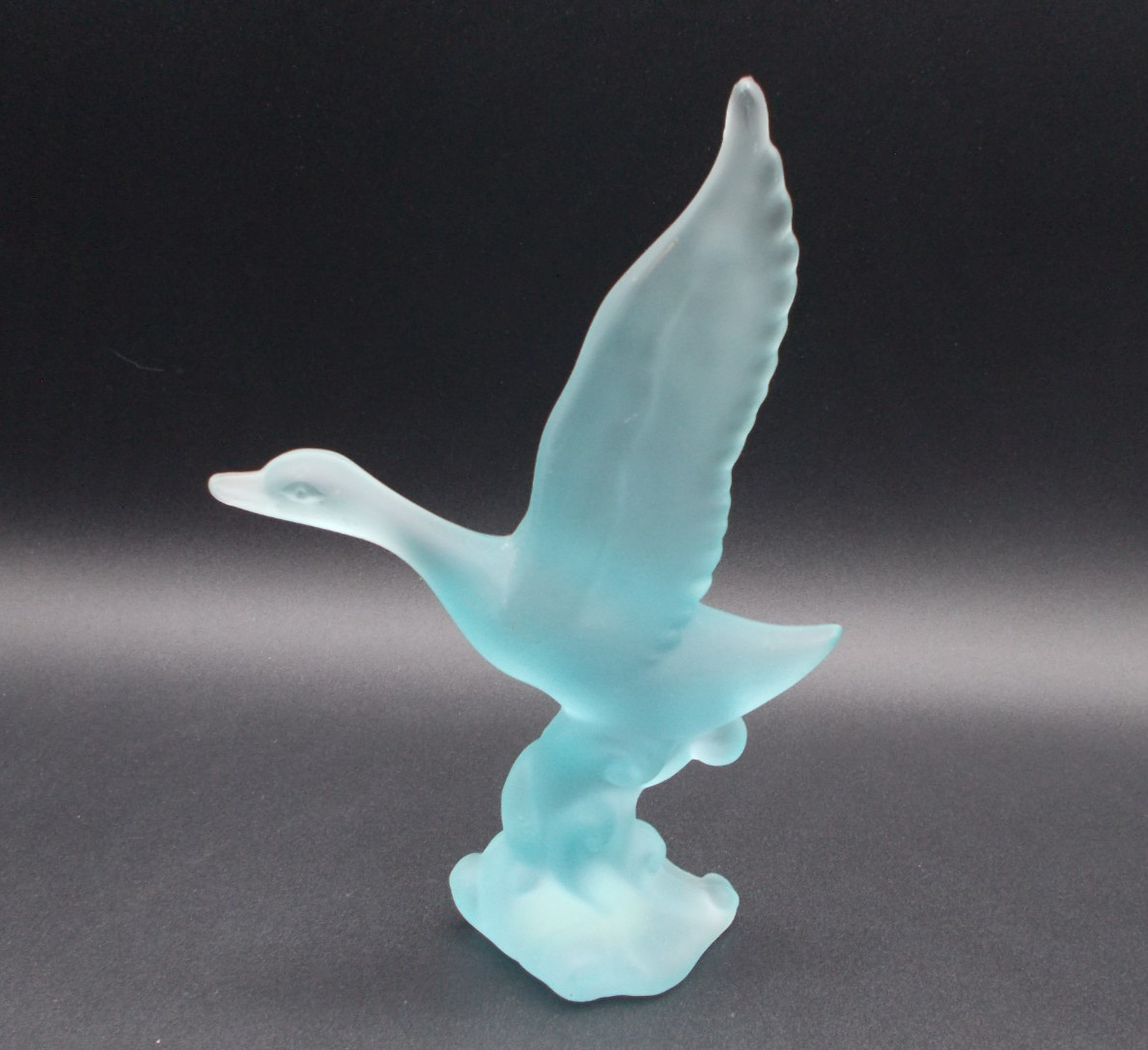 Heisey by Imperial Mallard Duck Satin Horizon Blue Glass Figurine