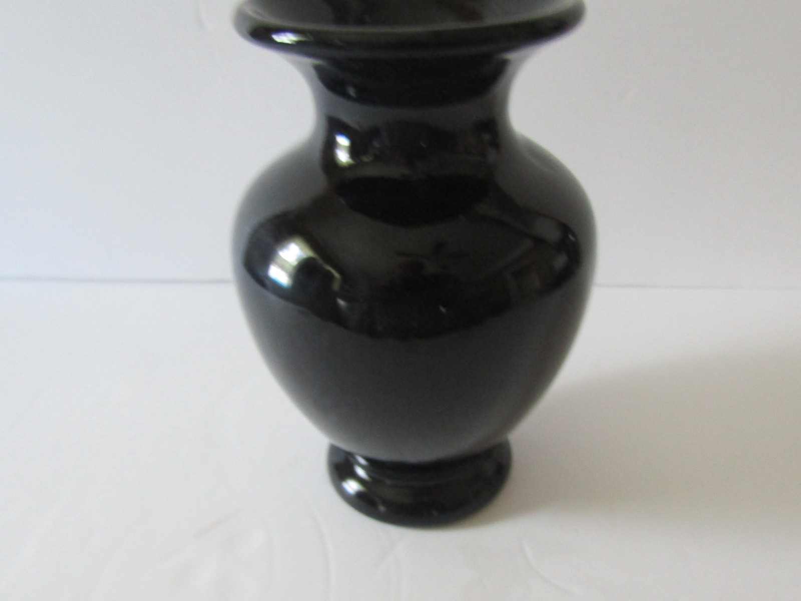 Fenton Art Glass 1980s Black Amethyst 6 1/2″ Tall Round Plain Vase Unpainted