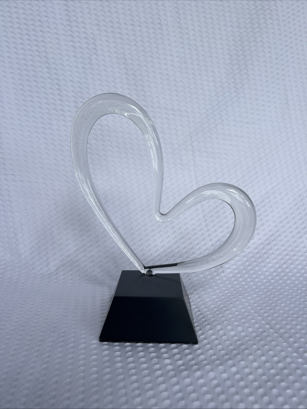 Hans Godo FRABEL Hand Blown Glass Heart Figurine with Base 8.5″ Collectible