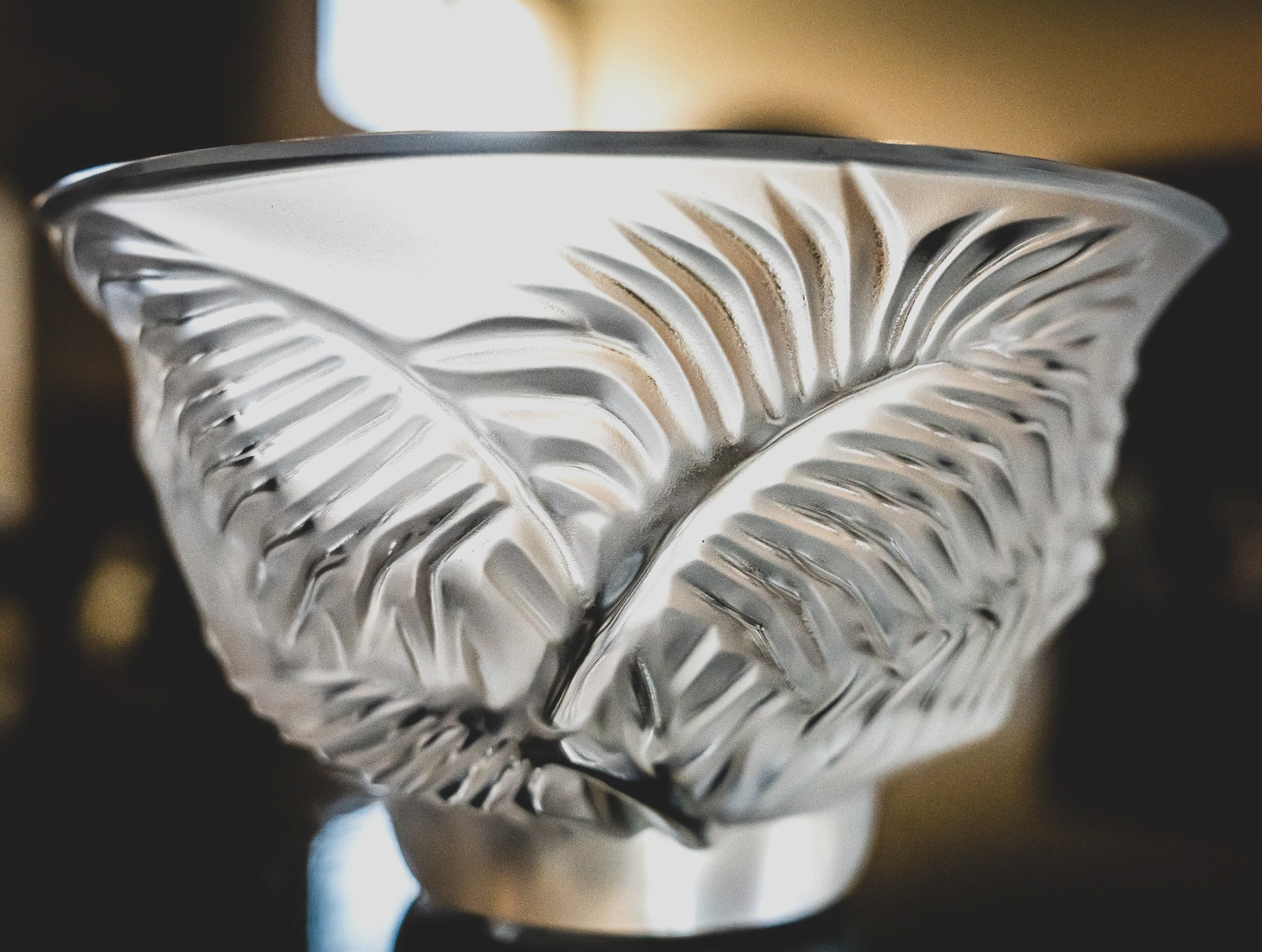 Lalique France Kelapa Crystal Bowl Coconut Palm Leaf Mint Signed