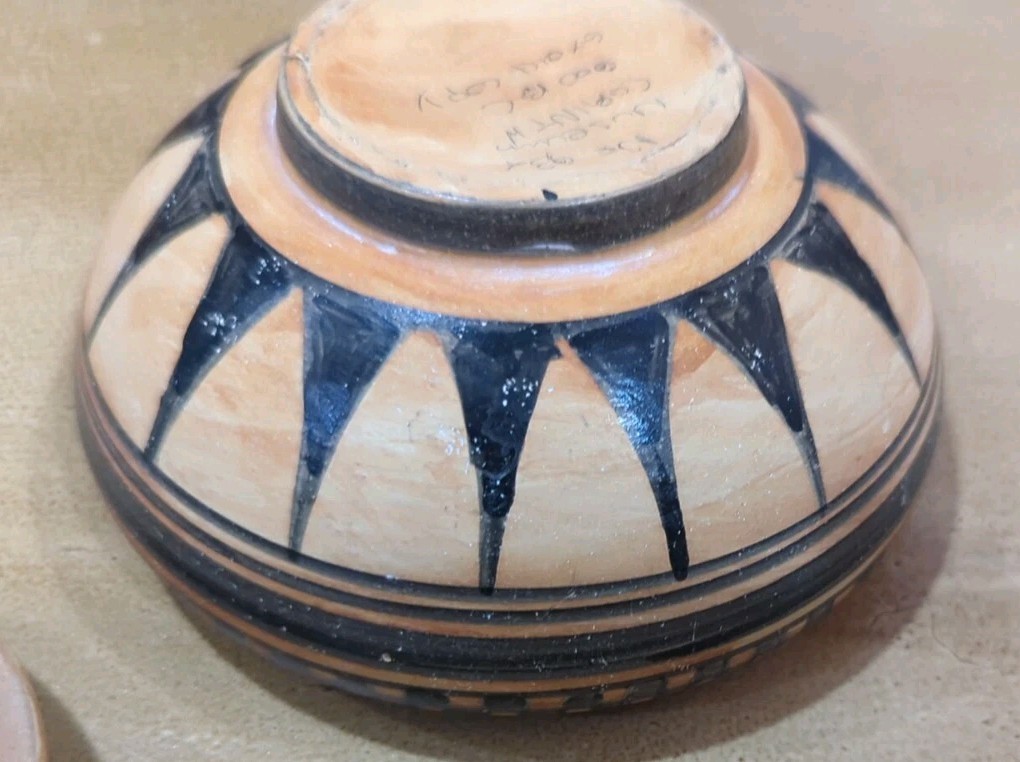Vintage Mexican Pottery Greek Corinthian Museum Reproduction 600 BC Oil Lamp