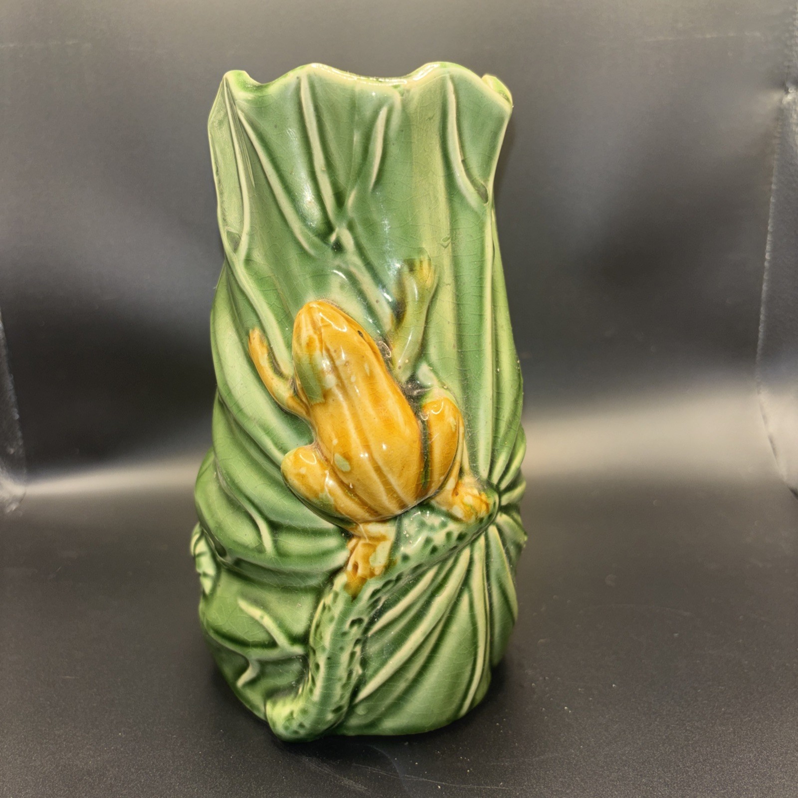 Vintage Frog On Green Leaf Vase 7” Tall