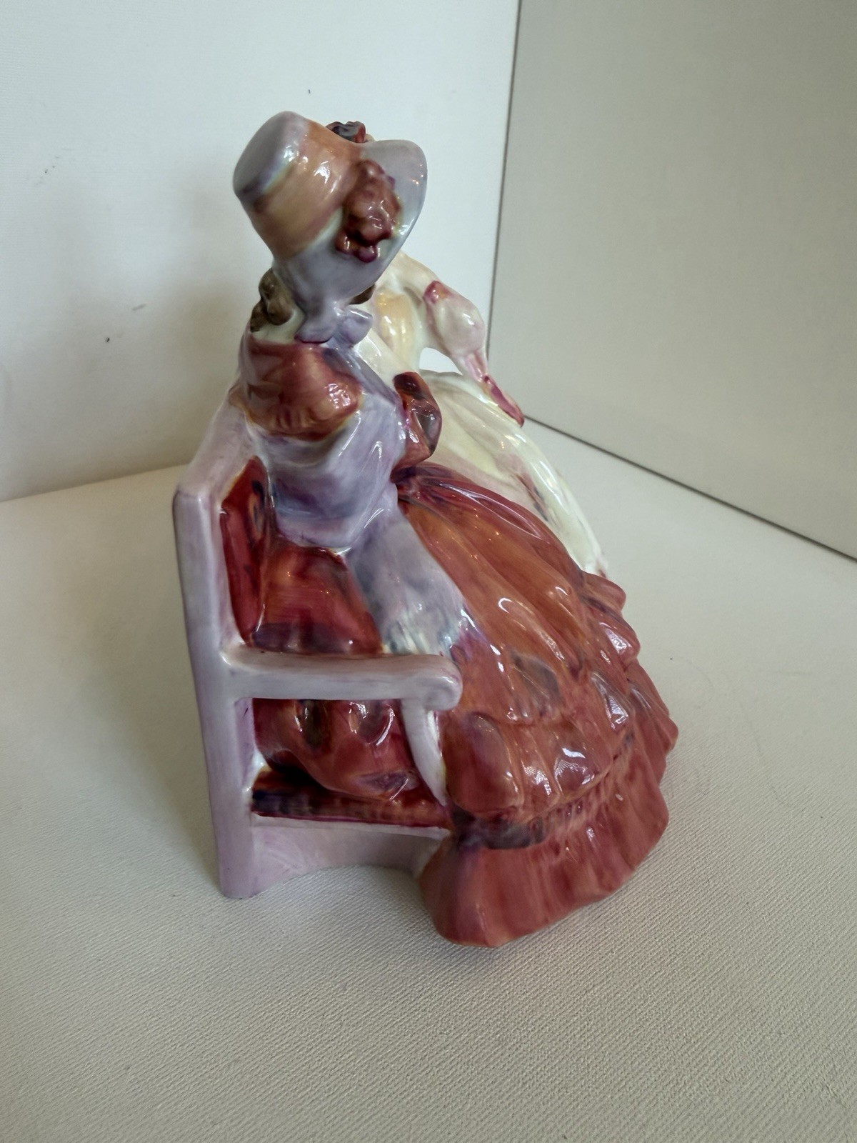 Royal Doulton The Gossips HN2025 Bone China Figurine England 9in