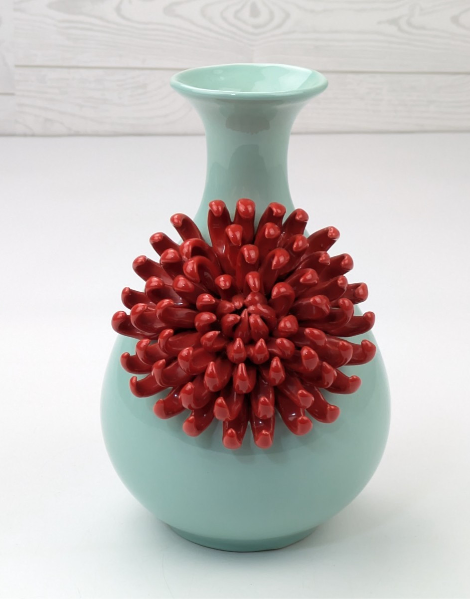 Anthropologie 3D Applied Chrysanthemum Light Blue & Coral Red Vase 9.25″