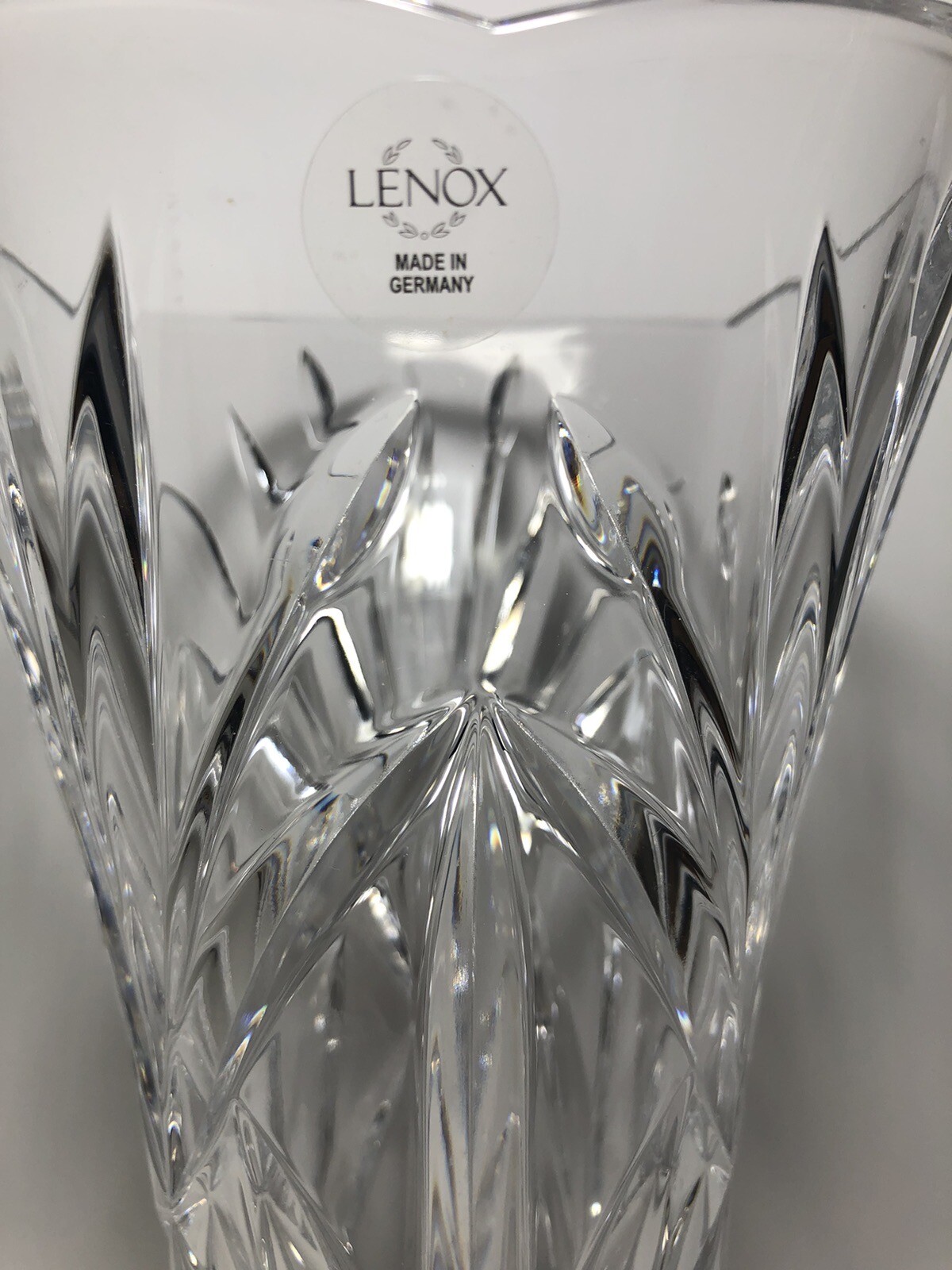 Lenox Meadow Crystal Bud Vase 9-1/2″ Scalloped Rim Germany New With Tag No Box