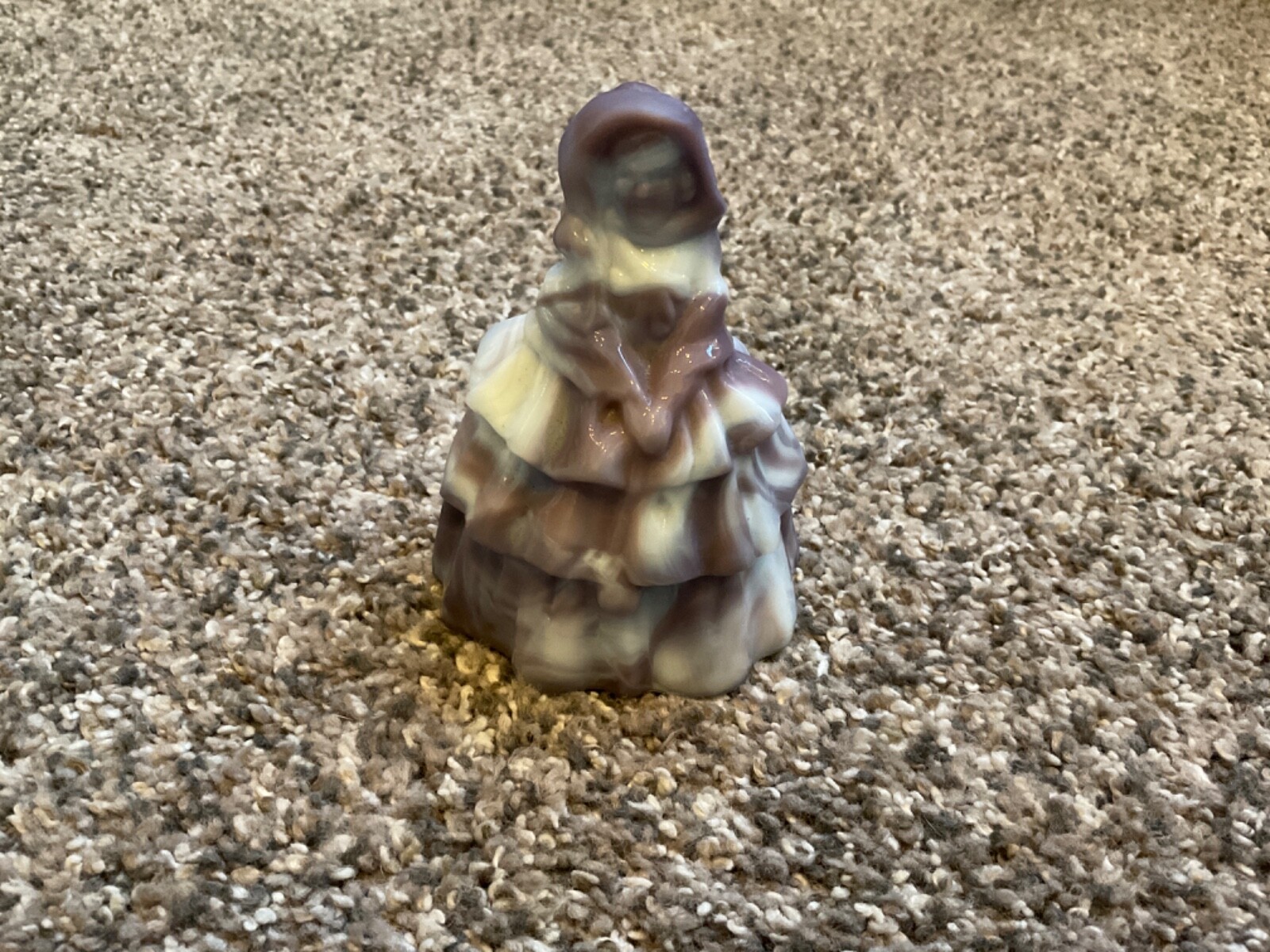 BOYD ART GLASS LOUISE DOLL purple & white- LOOK